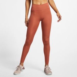 Nike One Luxe tights small